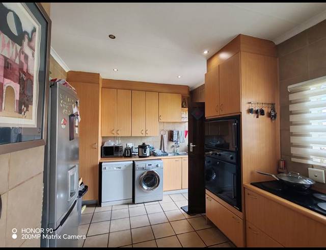 2 BEDROOM HOUSE FOR SALE IN GLEN MARAIS